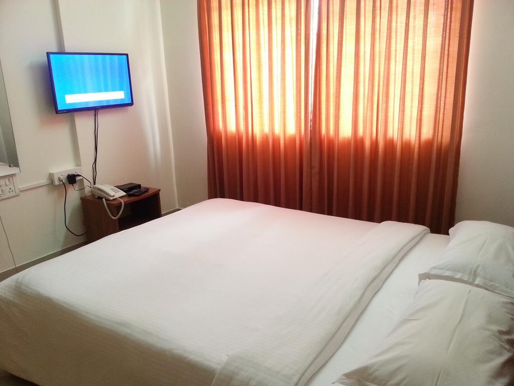 העיר בנגלור The Grand Serenity Apartment Hotel מראה חיצוני תמונה