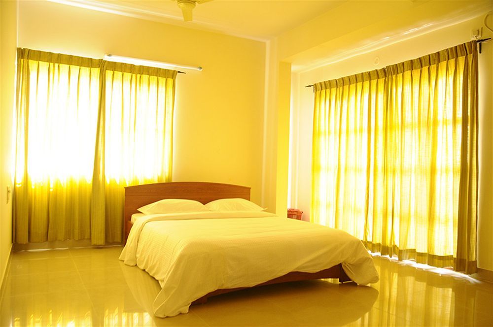 העיר בנגלור The Grand Serenity Apartment Hotel מראה חיצוני תמונה